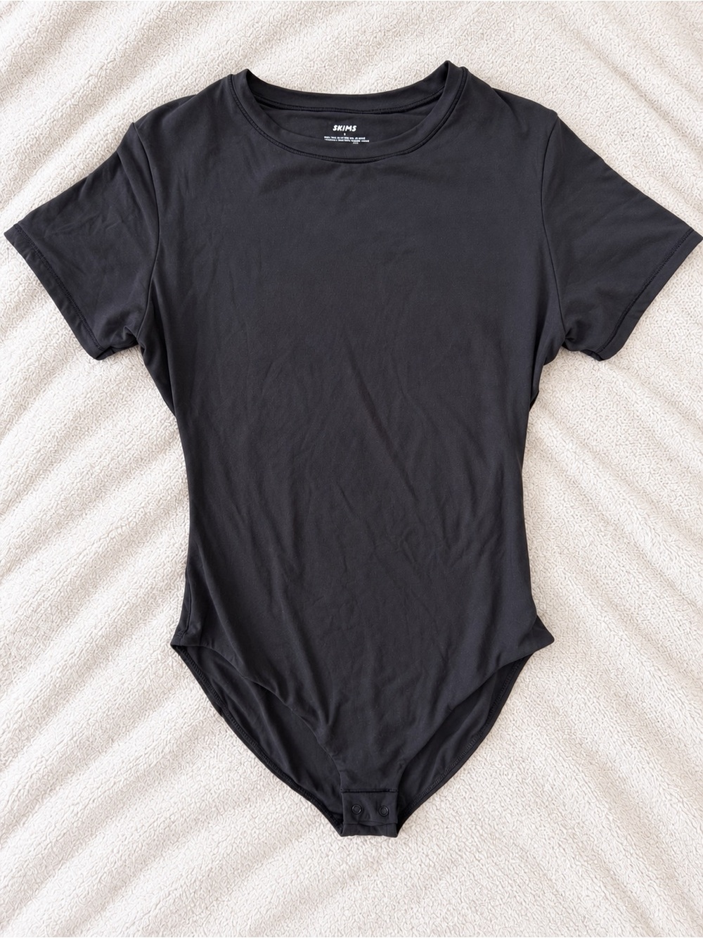 SKIMS Fits Everybody T-Shirt Bodysuit